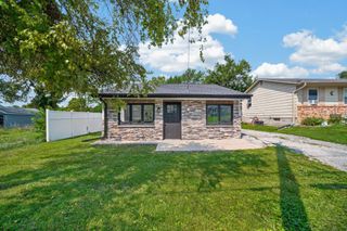 2504 E 37th Street, Des Moines, IA 50317
