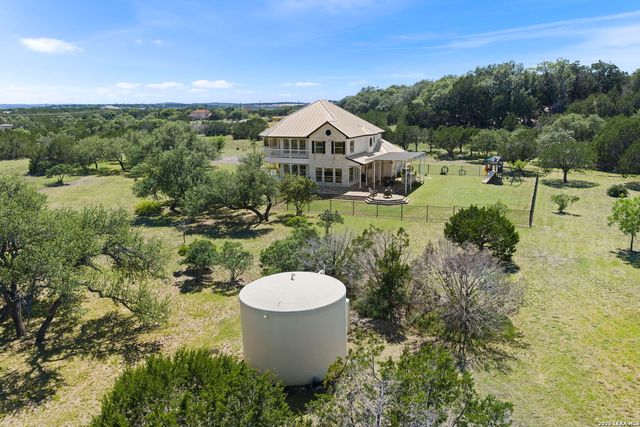 301 Mexican Hat, Spring Branch, TX 78070