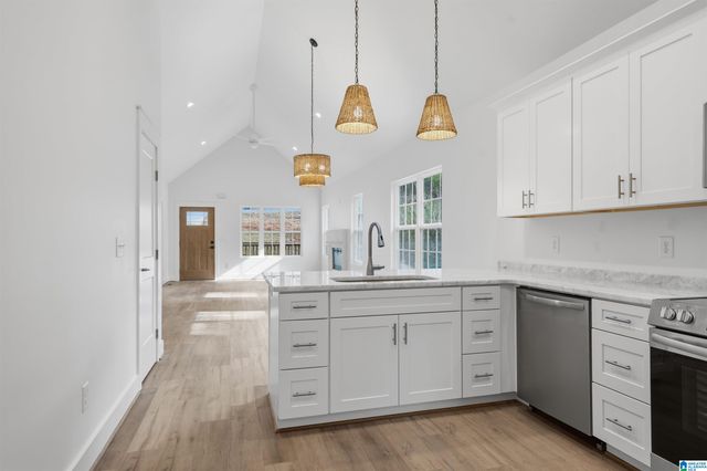 920 47TH WAY S, Birmingham, AL 35222