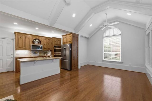 1204 Woodlawn Drive NE, Marietta, GA 30068