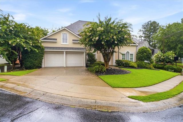 1204 Woodlawn Drive NE, Marietta, GA 30068
