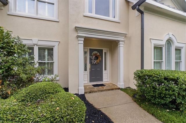 1204 Woodlawn Drive NE, Marietta, GA 30068