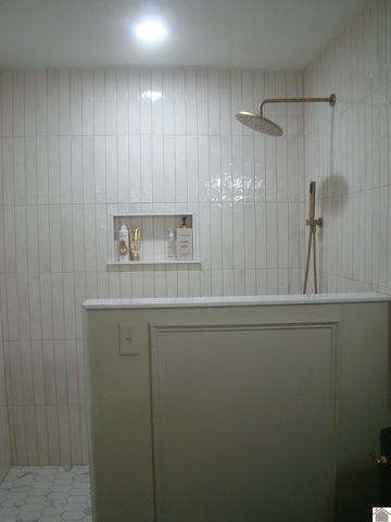 130 Crosscreek Road, Cadiz, KY 42211