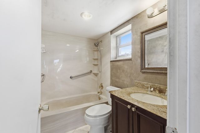 615 N Riverside Drive 301, Pompano Beach, FL 33062