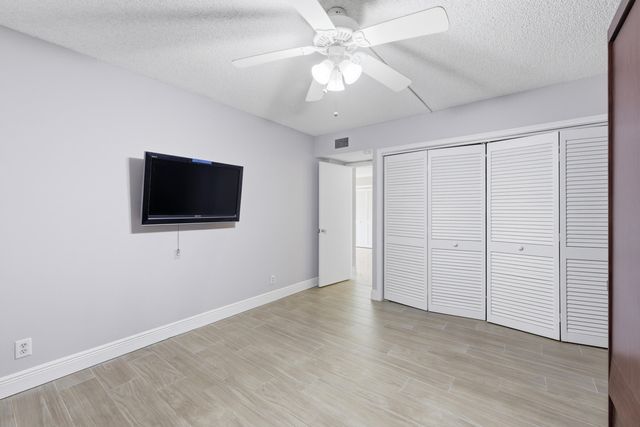 615 N Riverside Drive 301, Pompano Beach, FL 33062