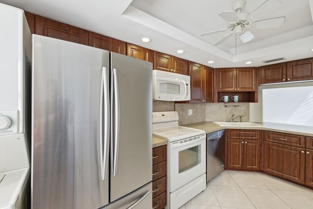 615 N Riverside Drive 301, Pompano Beach, FL 33062