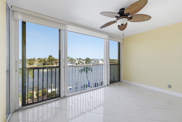 615 N Riverside Drive 301, Pompano Beach, FL 33062