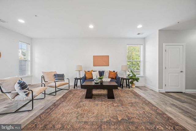 8227 WHITE STAR XING, Pasadena, MD 21122