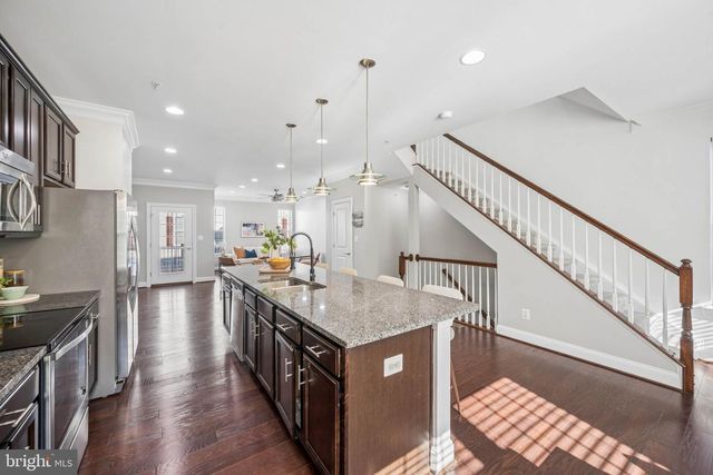 8227 WHITE STAR XING, Pasadena, MD 21122