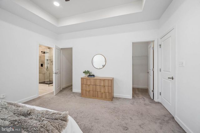 8227 WHITE STAR XING, Pasadena, MD 21122