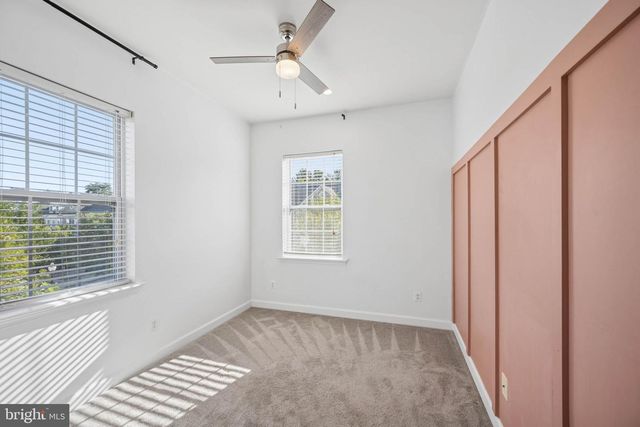 8227 WHITE STAR XING, Pasadena, MD 21122