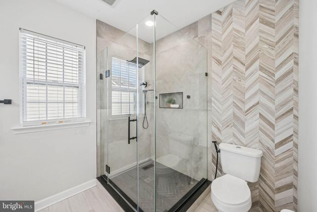 8227 WHITE STAR XING, Pasadena, MD 21122