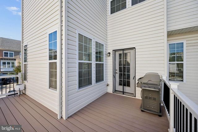 8227 WHITE STAR XING, Pasadena, MD 21122