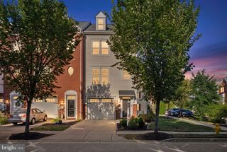8227 WHITE STAR XING, Pasadena, MD 21122