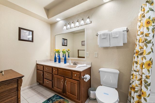 1130 Crossbow, Canyon Lake, TX 78133