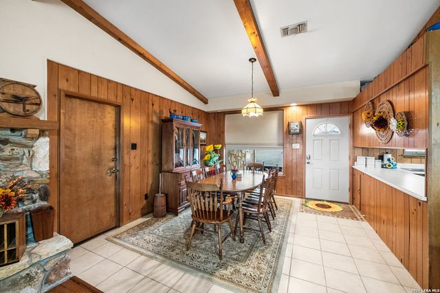 1130 Crossbow, Canyon Lake, TX 78133