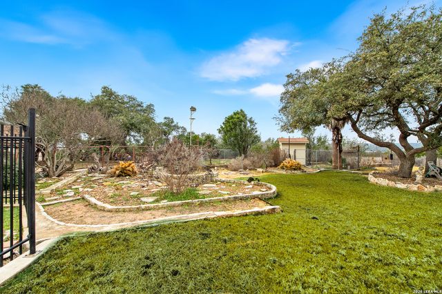 1130 Crossbow, Canyon Lake, TX 78133