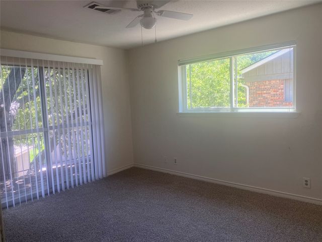 108 W Fairview Street, Sherman, TX 75092