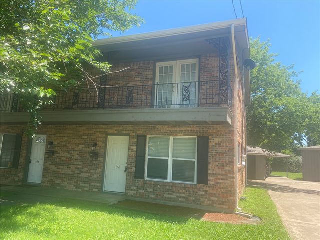 108 W Fairview Street, Sherman, TX 75092