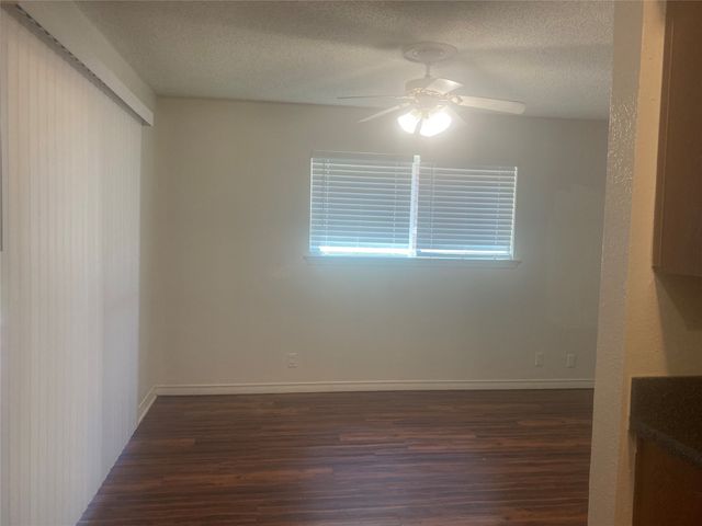 108 W Fairview Street, Sherman, TX 75092