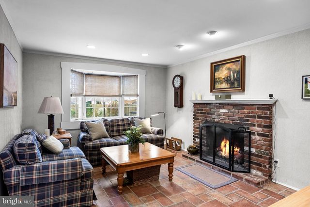 206 CROYDEN DR, Cherry Hill, NJ 08003