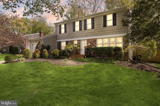 206 CROYDEN DR, Cherry Hill, NJ 08003