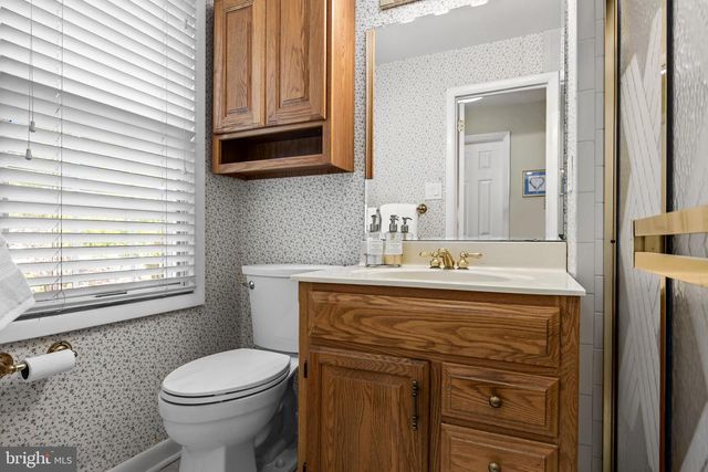 206 CROYDEN DR, Cherry Hill, NJ 08003