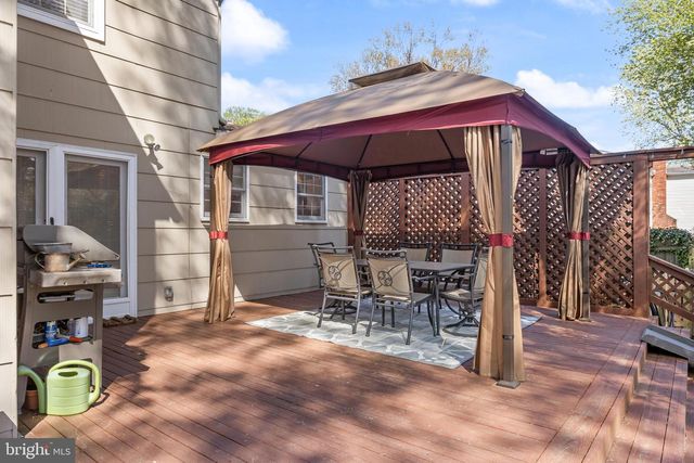 206 CROYDEN DR, Cherry Hill, NJ 08003