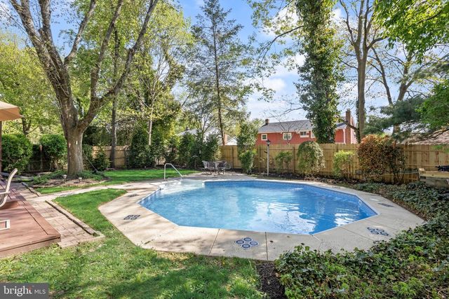 206 CROYDEN DR, Cherry Hill, NJ 08003