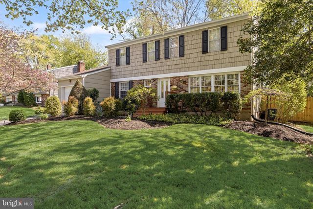 206 CROYDEN DR, Cherry Hill, NJ 08003