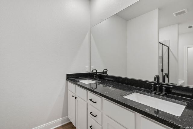 6315 Monk Landing, Converse, TX 78109