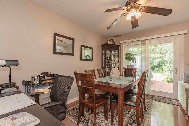 125 Highland Street 402, Taunton, MA 02780