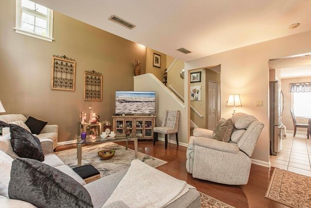125 Highland Street 402, Taunton, MA 02780