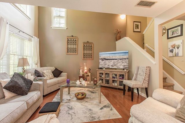 125 Highland Street 402, Taunton, MA 02780