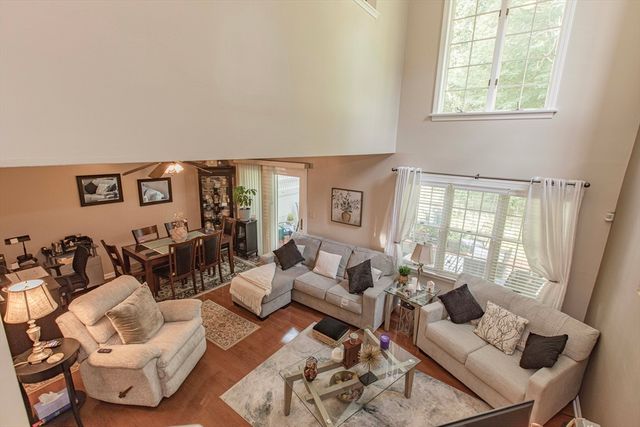 125 Highland Street 402, Taunton, MA 02780