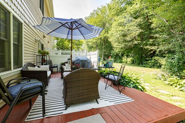 125 Highland Street 402, Taunton, MA 02780