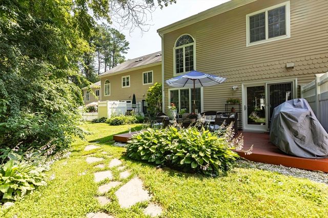 125 Highland Street 402, Taunton, MA 02780