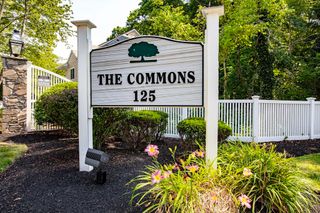 125 Highland Street 402, Taunton, MA 02780