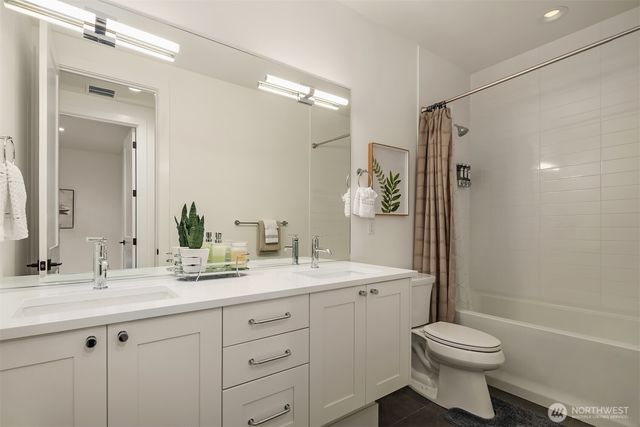 12105 NE 105th Street, Kirkland, WA 98033