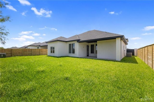 8046 N 49th Lane, Mcallen, TX 78504