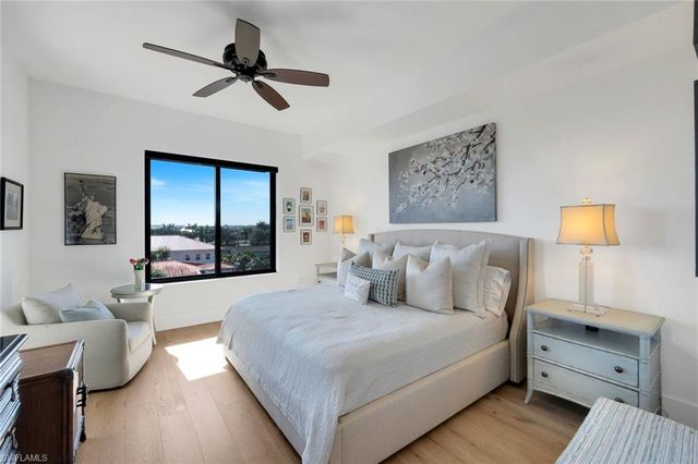 1125 Central AVE 571, Naples, FL 34102