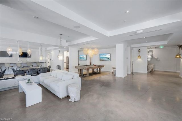 1125 Central AVE 571, Naples, FL 34102