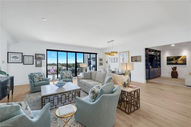 1125 Central AVE 571, Naples, FL 34102