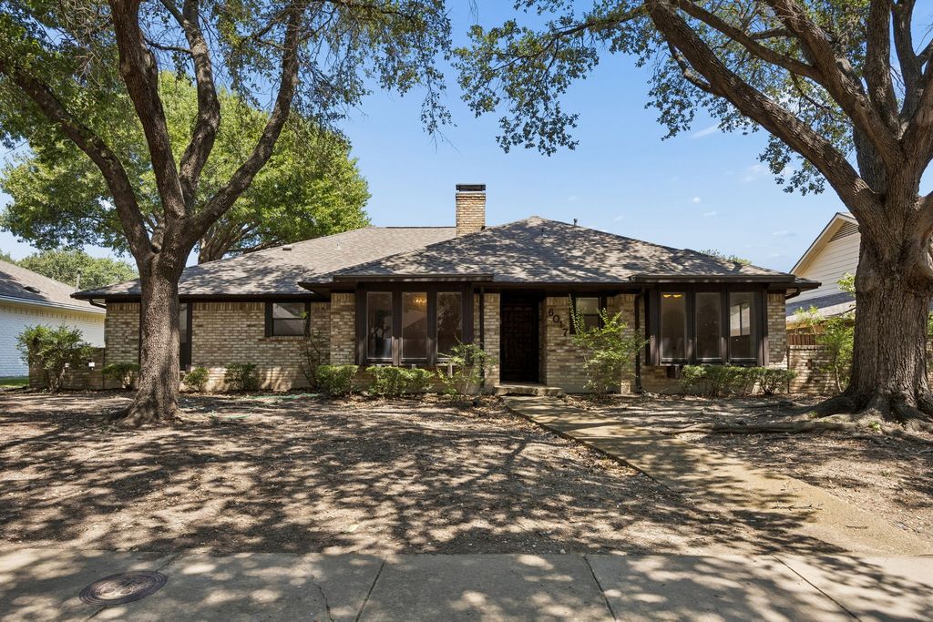 6017 Timber Creek Lane, Dallas, TX 75248