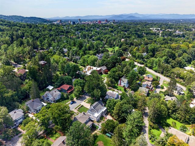 55 Edgemont Road, Asheville, NC 28801