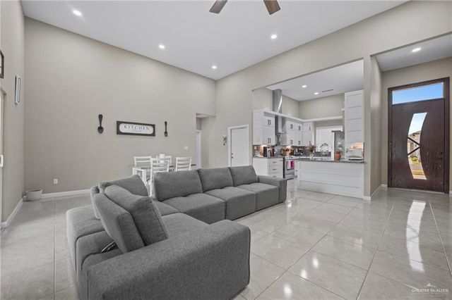 1512 Isabella Grace Street, Weslaco, TX 78599