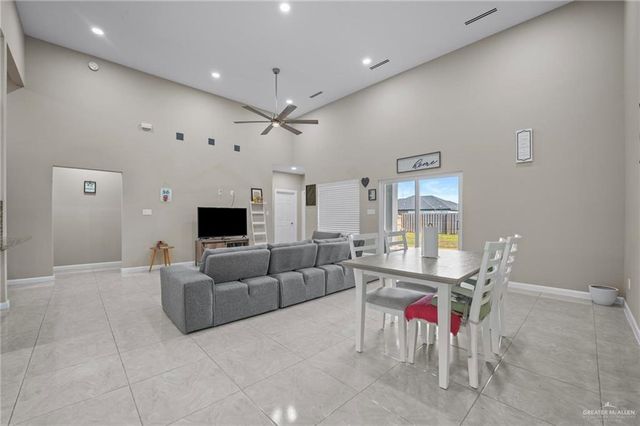 1512 Isabella Grace Street, Weslaco, TX 78599