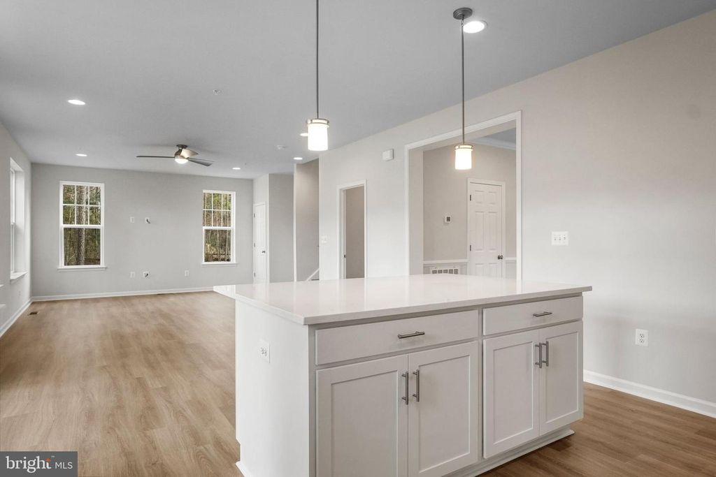 Image 28 of property listing at 15115 BAYSHIRE PL, Swan Point, MD 20645