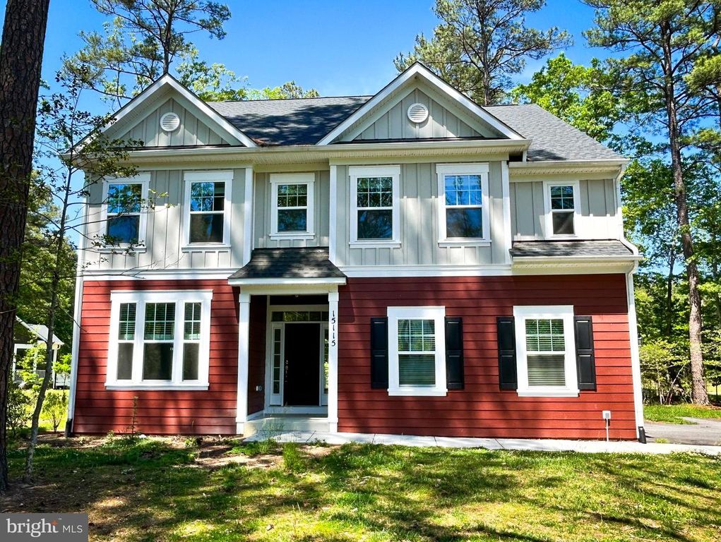 Image 3 of property listing at 15115 BAYSHIRE PL, Swan Point, MD 20645
