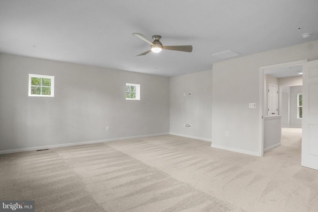Image 45 of property listing at 15115 BAYSHIRE PL, Swan Point, MD 20645